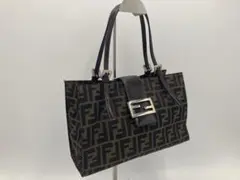 極美品 FENDI フェンディ マンマバケット ズッカ柄 ハンドバッグ FF金具
