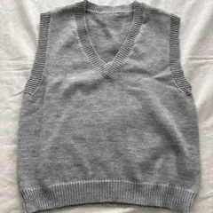 SHEIN グレー ニット Vネックベスト US 38