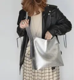 Item thumbnail for item 6fd8b9f0-fc4b-49fc-b6c1-21522d275faf