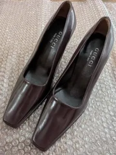 美品◎GUCCI グッチ　パンプス　スクエアトゥ　ブラック　レザー 2026年最新】グッチ スクエアトゥ パンプスの人気アイテム - メルカリ