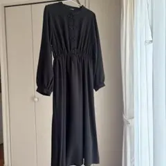 w closet 黒 ロングワンピースのサムネイル