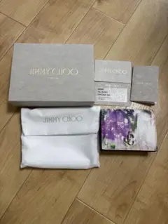 (希少)JIMMY CHOO 花柄二つ折り財布 パープル系のサムネイル