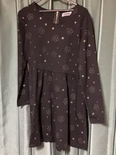 NICE CLAUP 黒色長袖花柄ワンピース