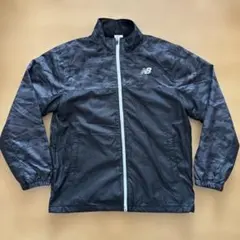 New Balance ナイロンジャケット ブラック/カモフラージュ　裏起毛