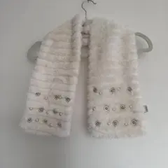 ホワイトファー マフラー パール ビジュー