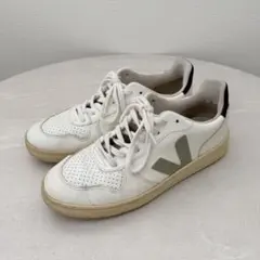 先着順❗️veja スニーカー 白×グレー 27.5cmのサムネイル