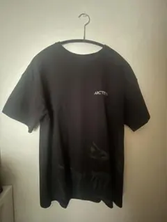 ARC'TERYX グレー ジップアップ Tシャツ S - メルカリ