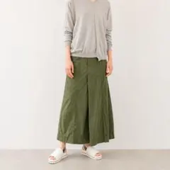 【rain rain様専用】ZUCCA ナイロン ロング スカート カーキ Mのサムネイル