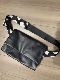 2025年最新】ear papillonner ボディバッグの人気アイテム - メルカリ