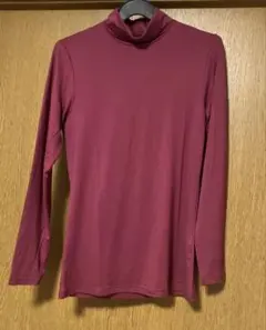ユニクロ　ヒートテック　長袖タートルネック M ワインレッド