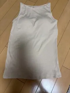 お安くしました‼️ブラ付きベージュタンクトップ