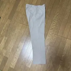 極美品 ユニクロ 感動パンツ　ベージュ 裾上げ無 ウエスト82 股下76