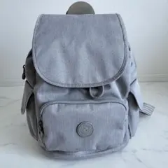 Kipling シティパック リュックサック ライトグレー キャンバス風のサムネイル