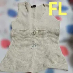 春先から夏にかけてお洒落タンクトップ。フリーサイズ。
