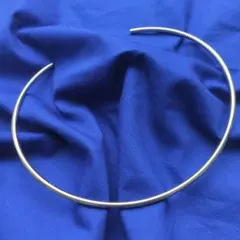 美品■サージカルステンレス チョーカー■ネックレス　金属アレルギー対応 シルバー