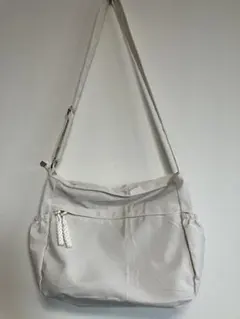 「未使用」キャンパス地ショルダーバッグ