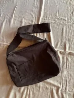 ハンドメイド　コットンリネンシカクイショルダーバッグ　茶色　少し訳あり
