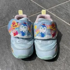 アンパンマン　靴　シューズ 水色　ベビー靴
