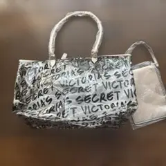 Victoria's Secret トートバッグ（ビーチバッグ）のサムネイル