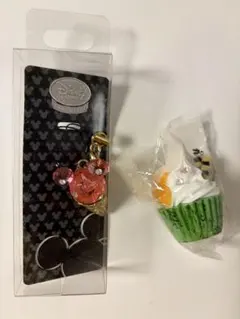 ミッキー　ストラップ　アイスクリーム　カップケーキ　ピンク　生クリームのサムネイル