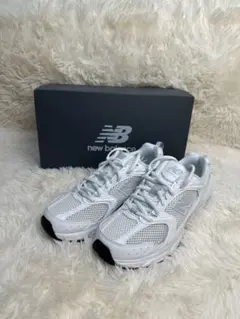 新品未使用New Balance ニューバランMR530CE23cm