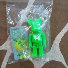BE@RBRICK SERIES 38 ベアブリック フィギュア ベーシック @のサムネイル