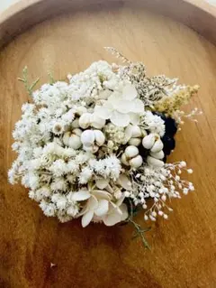 コサージュ　ホワイト系　春色　ハンドメイド　入学式　卒業式