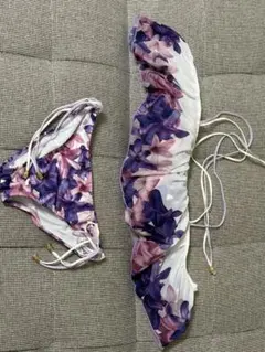 水着ラッシュガード