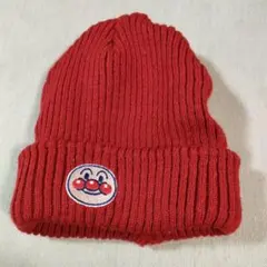 赤いニット帽 アニメキャラクター刺繍付き　バンダイ