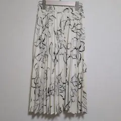DAZY 花柄プリーツスカート Sサイズ