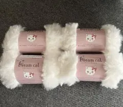 【新品未使用】ドリームキャット　24番　白　色　4玉セット　セリア