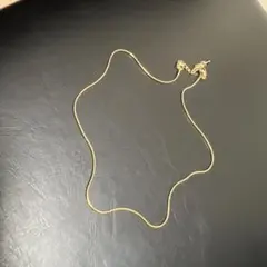 スネークチェーンネックレス　サージカルステンレス