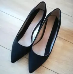 ZARA　ポインテッドトゥパンプス