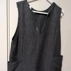 UNITED　ARROWS Vネック ロング丈ワンピース