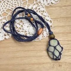 マクラメ　石包みネックレス　翡翠③ パワーストーン 天然石