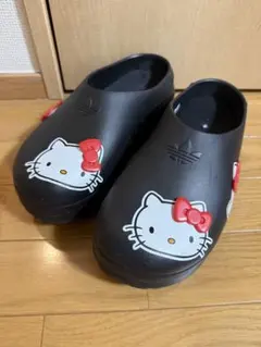 Adidas Hello Kitty サンダル