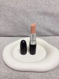m.a.c サテンリップ ミスのサムネイル