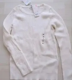 UNIQLO ＊ コットンカシミヤリブセーター オフホワイト Mのサムネイル