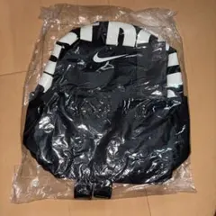 NIKE キッズ ミニ　リュックのサムネイル