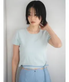 アングリッド　カラーフィットTシャツ　Mのサムネイル