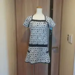 E*o様 FILA(フィラ)ネイビー×ホワイトのデイジーのような花柄半袖ワンピー