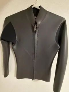 RVCA タッパー フロントジップ 2mm Mサイズ 168cm65kg前後 - メルカリ
