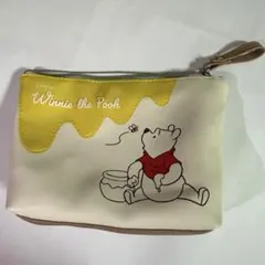 ディズニー　くまのプーさん　ポーチ