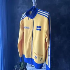 adidas スウェーデン国旗　トラックジャケット