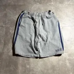パンツ 00s OLD NIKE wide baggy sweat shorts y2k 00s OLD NIKE wide baggy sweat shorts y2k - メルカリ