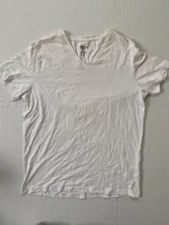 白 Tシャツ