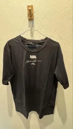 MATIN AVENIR ブラック Tシャツ ロゴプリントのサムネイル