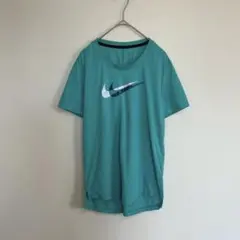 ナイキ［M］大人スポーティ◎ドライフィット◎薄手やわらか◎ビッグプリントＴシャツ