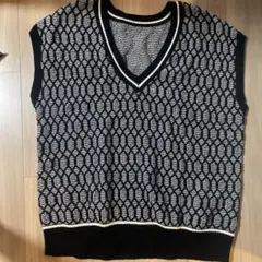 niko and ... Vネックノースリーブニット F 黒・白