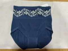 【新品未使用】マルコリベルディーニュ ショーツ S ネイビーのサムネイル